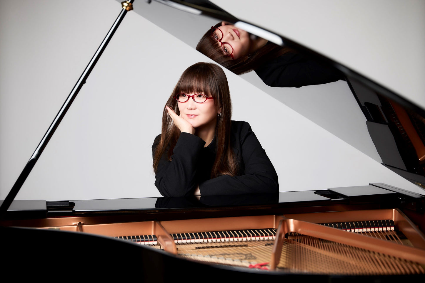 【豪华限量版 / 定制】标题待定:“奥华子20周年纪念”(CD + 2蓝光光盘)