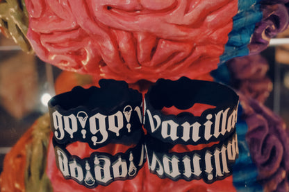 BIG NEW LOGO Rubber Band [go!go!vanillas]