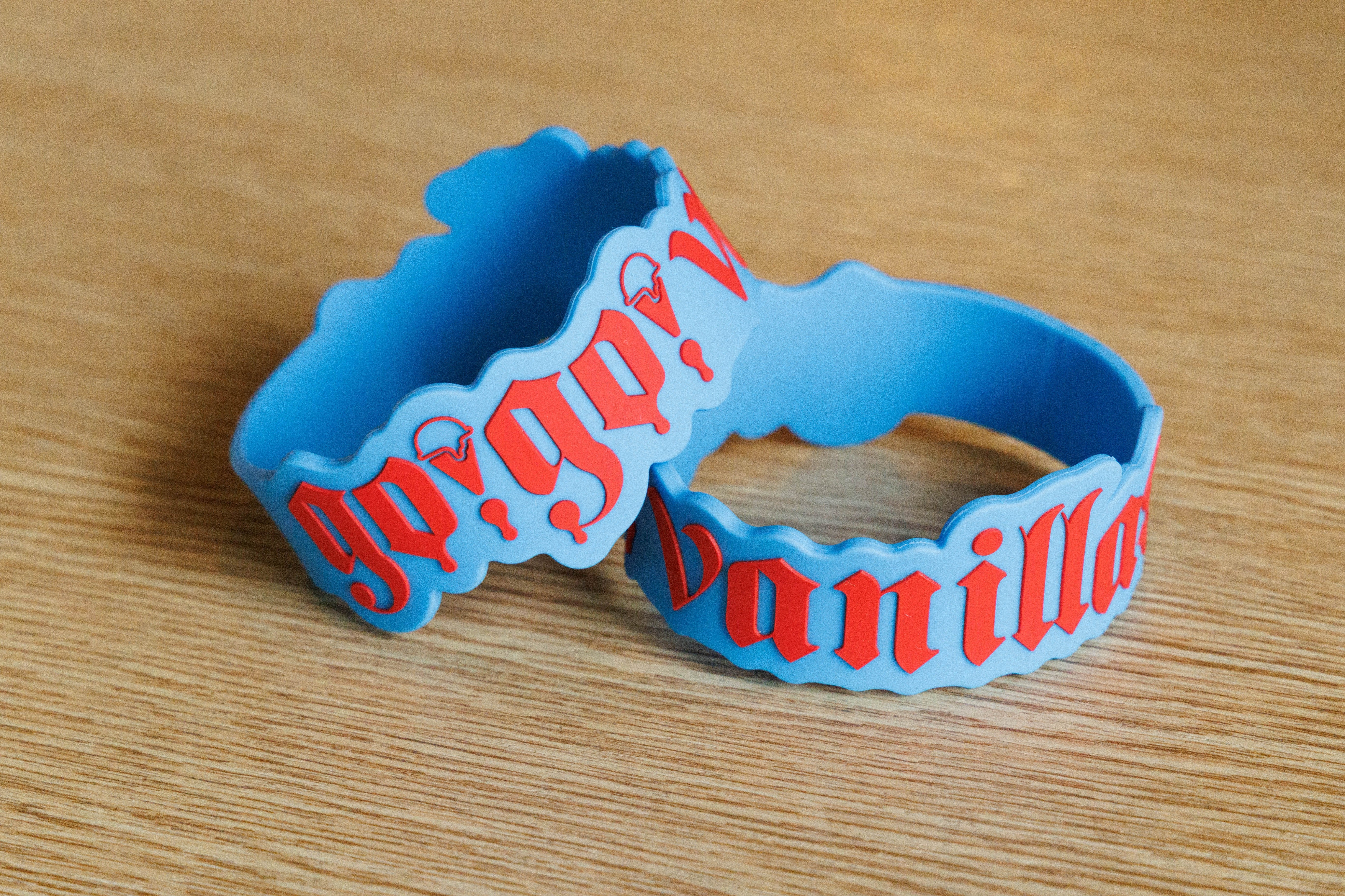 BIG NEW LOGO Rubber Band BLUE×RED [go!go!vanillas]