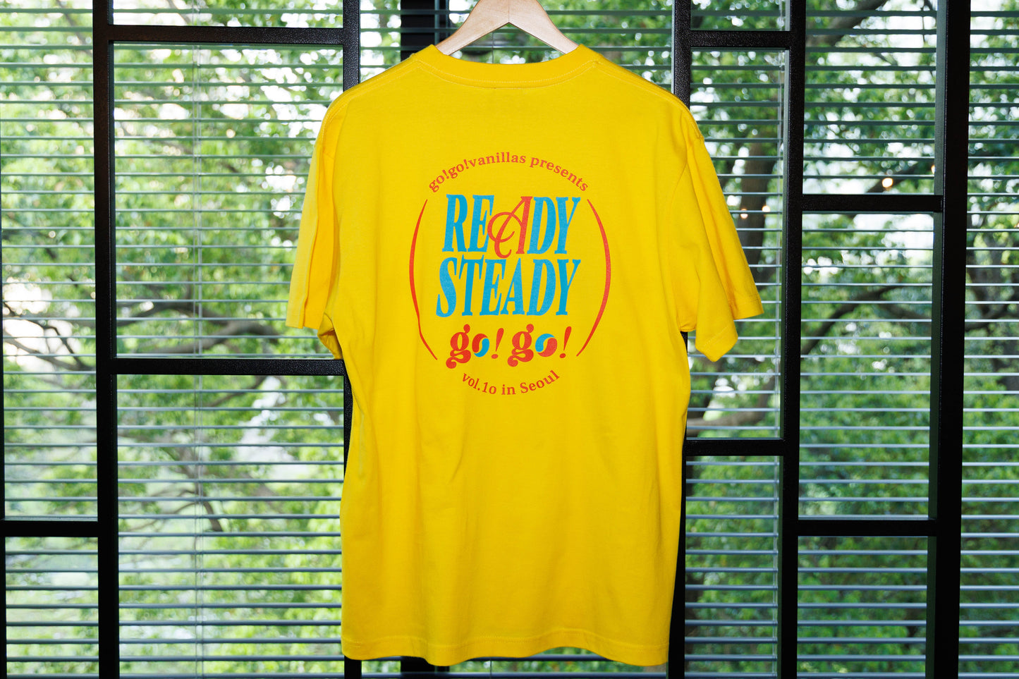 READY STEADY go!go! vol.10 in Seoul T-shirt Yellow - Large (JP Size) [go!go!vanillas]