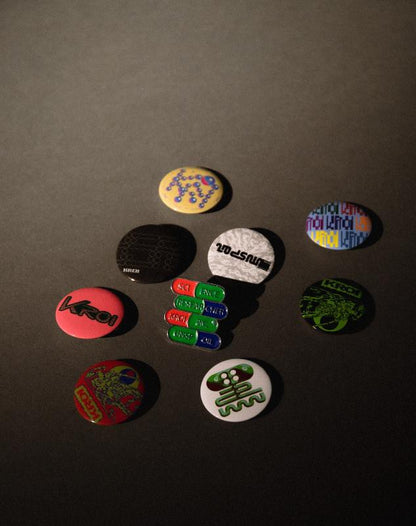 "Unspoil"Metal Badge Gacha [Kroi]