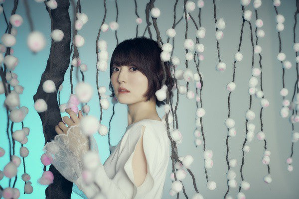 【canime limited version (2LP Vinyl)】Hanazawa Kana Album "blossom" canime limited version(2LP Vinyl) ※Shipment from late May, 2022.